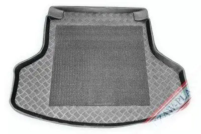 Стелка за багажник MIX-PLAST за Volvo V40 (1995–2004) Комби - Avtozona